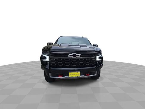 Used 2025 Chevrolet Silverado 1500 ZR2 w/ Technology Package AWD/4WD image 3