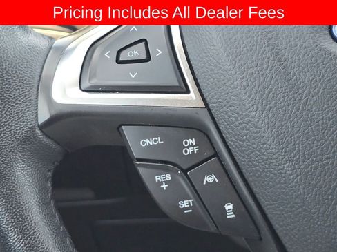Used 2024 Ford Edge SEL AWD/4WD image 19