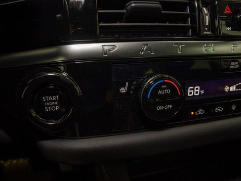 New 2026 Nissan Pathfinder SV image 18