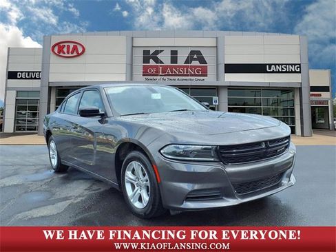 Used 2023 Dodge Charger SXT image 1