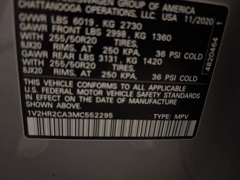 Used 2021 Volkswagen Atlas SE image 25