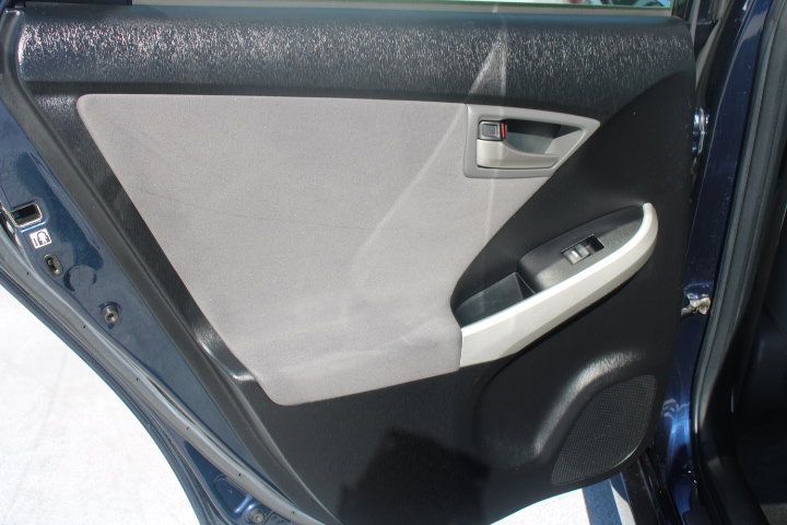 Used 2014 Toyota Prius Three FWD image 10