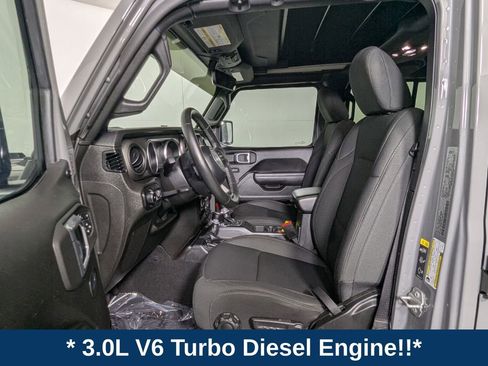 Used 2022 Jeep Wrangler Unlimited Sport image 13