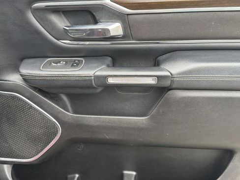 Used 2022 RAM 1500 Laramie AWD/4WD image 35