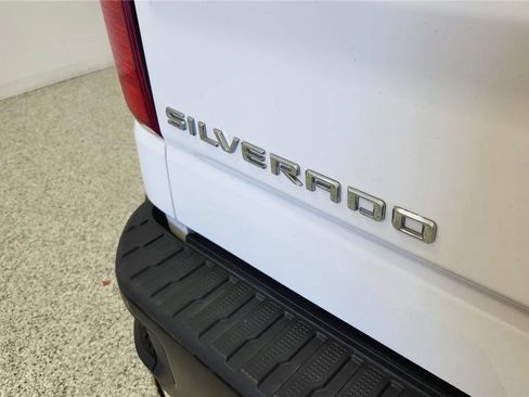 Used 2021 Chevrolet Silverado 1500 W/T w/ WT Value Package AWD/4WD image 17