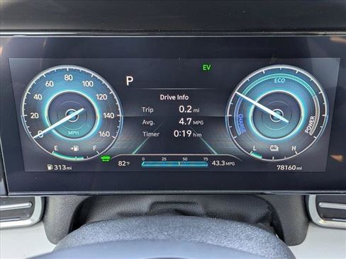 Used 2023 Hyundai Elantra Limited FWD image 11