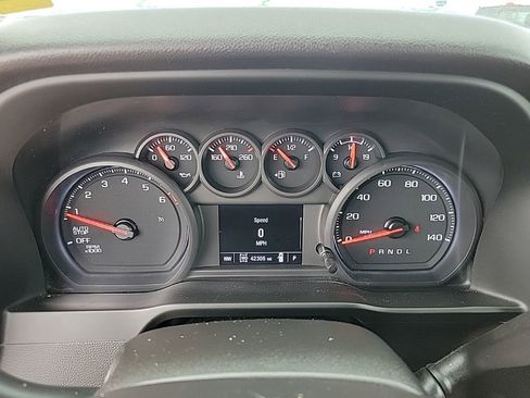 Used 2024 Chevrolet Silverado 1500 Custom AWD/4WD image 21