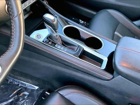 Used 2024 Nissan Altima 2.5 SR image 13