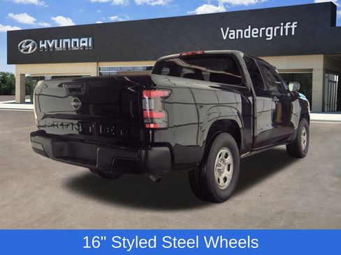 Used 2022 Nissan Frontier S image 5