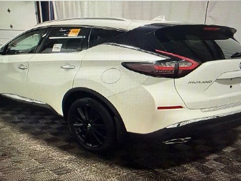 Used 2020 Nissan Murano Platinum image 2