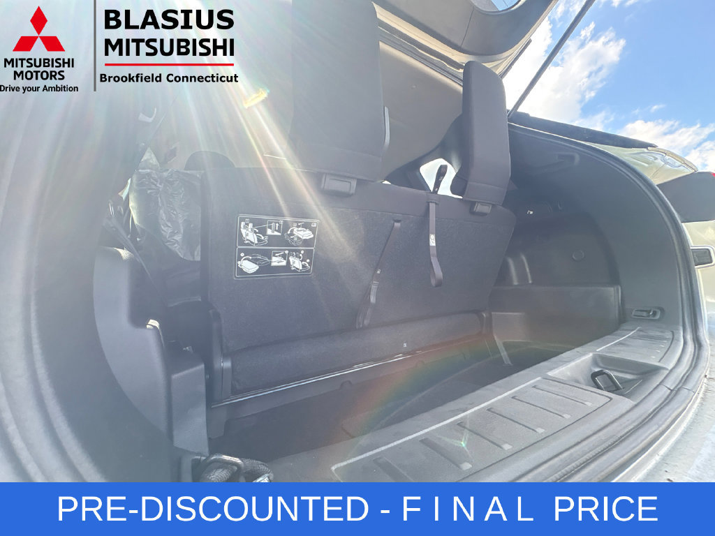 Used 2025 Mitsubishi Outlander ES AWD/4WD image 49