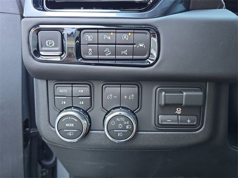 New 2026 GMC Yukon XL AT4 Ultimate w/ LPO, Floor Liner Package image 24