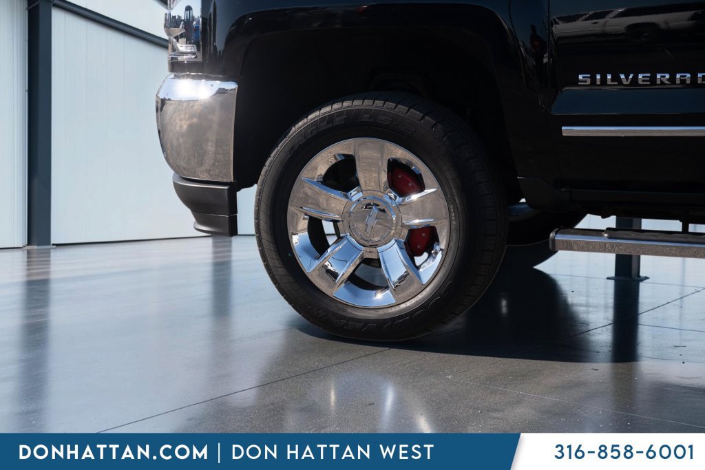 Used 2018 Chevrolet Silverado 1500 LTZ w/ Sport Package AWD/4WD image 34