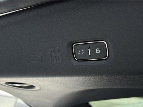 New 2026 Lincoln Navigator Reserve image 17