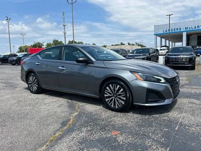 Used 2025 Nissan Altima 2.5 SV
