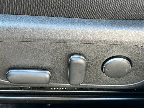 Used 2025 Hyundai Kona SEL image 22