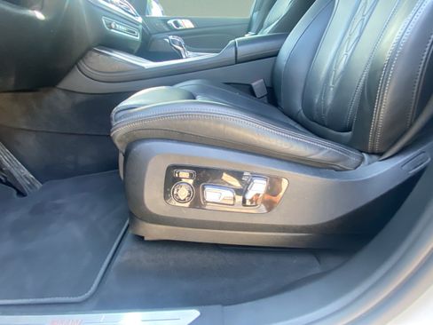 Used 2022 BMW X7 xDrive40i w/ Executive Package AWD/4WD image 13