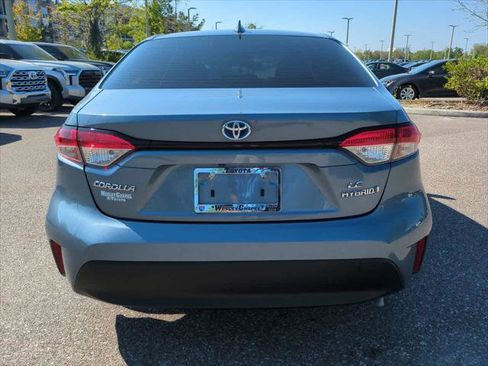 Certified 2023 Toyota Corolla LE image 5