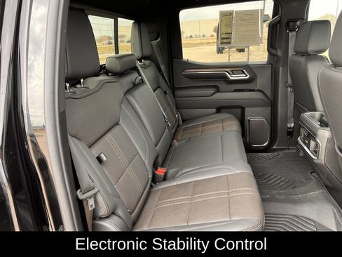 Used 2024 Chevrolet Silverado 1500 High Country w/ High Country Premium Package image 34