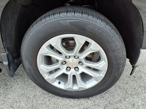 Used 2022 Chevrolet Silverado 1500 LTZ image 9