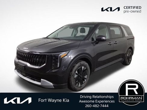 Certified 2026 Kia Carnival LXS FWD image 1