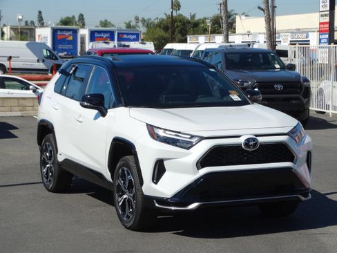 New 2025 Toyota RAV4 XSE image 2
