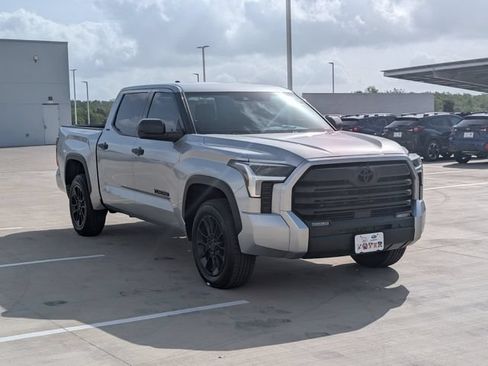 Used 2023 Toyota Tundra SR5 AWD/4WD image 7