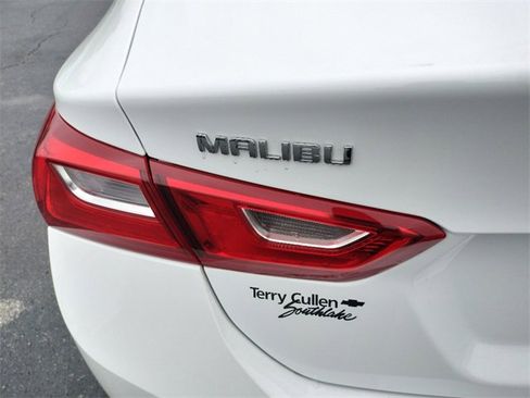 Used 2024 Chevrolet Malibu LT image 10