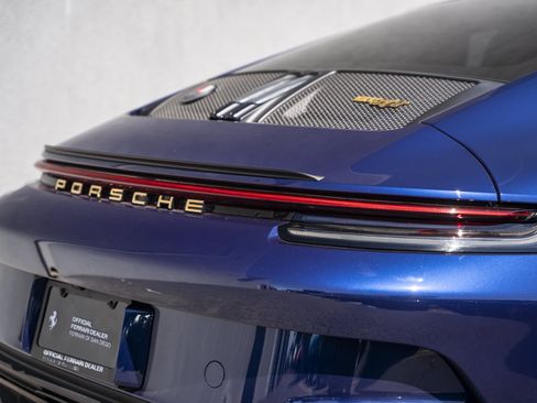 Used 2024 Porsche 911 GT3 RS RWD image 12
