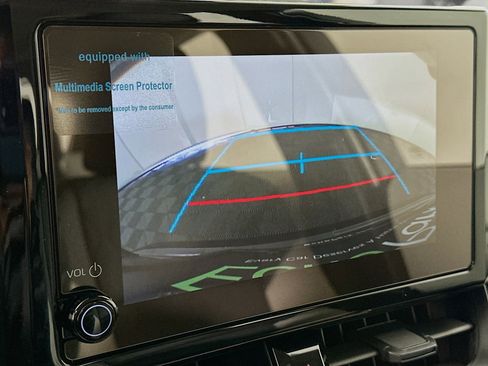 Used 2026 Toyota Corolla LE image 23