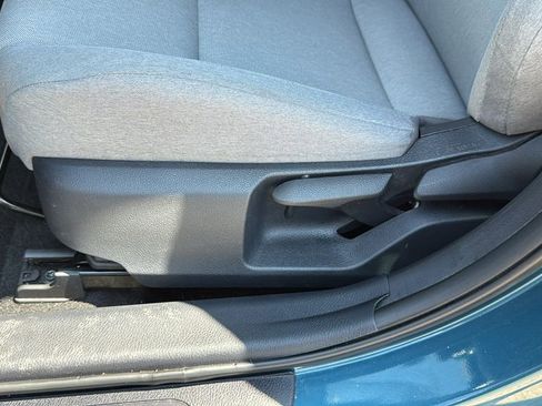 Used 2025 Toyota Camry LE image 10