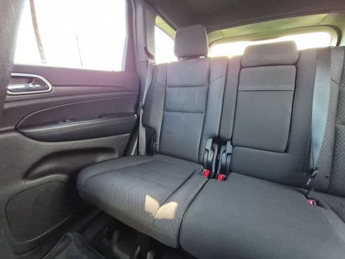 Used 2018 Jeep Grand Cherokee Laredo AWD/4WD image 4