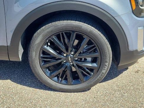 Used 2022 Kia Telluride SX w/ Towing Package FWD image 6
