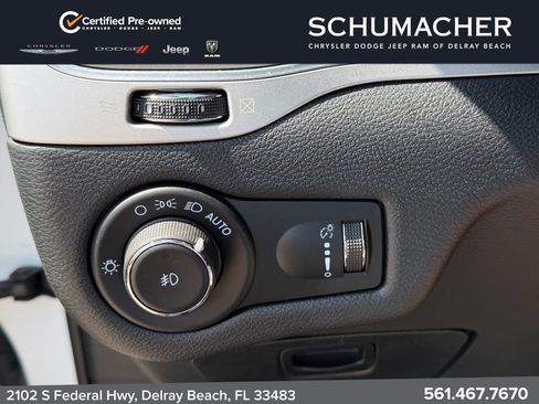 Certified 2022 Jeep Cherokee Latitude AWD/4WD image 28
