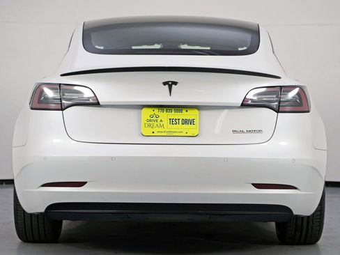 Used 2021 Tesla Model 3 Performance image 11