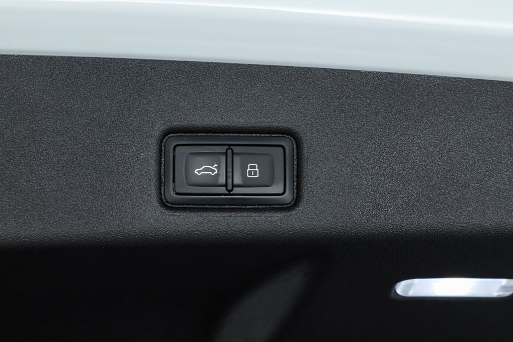Used 2025 Audi Q5 Premium Plus AWD/4WD image 75