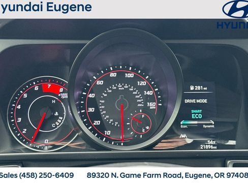 Used 2022 Hyundai Elantra SEL image 29