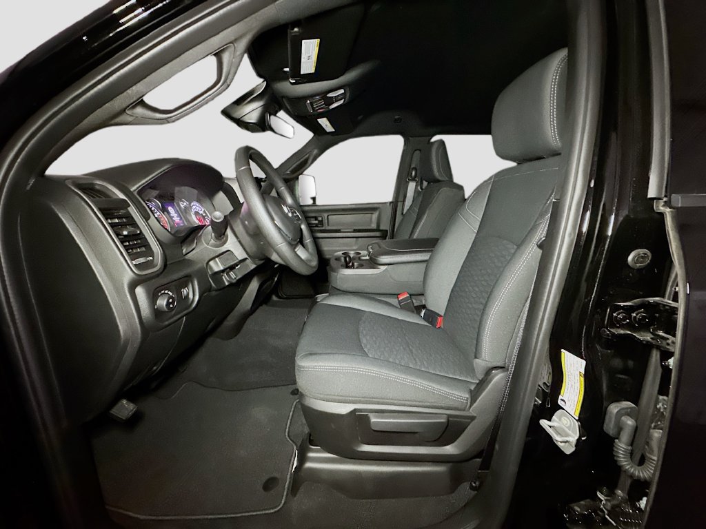 New 2026 RAM 3500 Tradesman AWD/4WD image 14