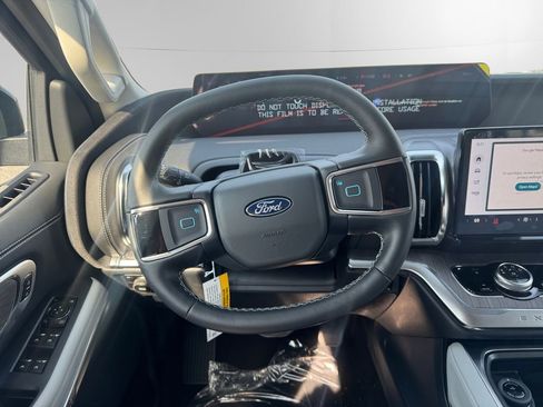 New 2026 Ford Expedition Max Platinum AWD/4WD image 12