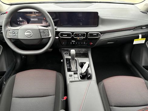 New 2026 Nissan Sentra SR FWD image 12