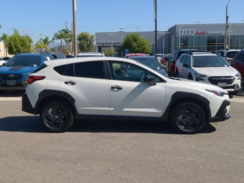 Certified 2024 Subaru Crosstrek 2.0i w/ Crosstrek Mirror Package AWD/4WD image 6