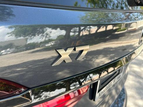 Used 2021 BMW X7 M50i AWD/4WD image 40