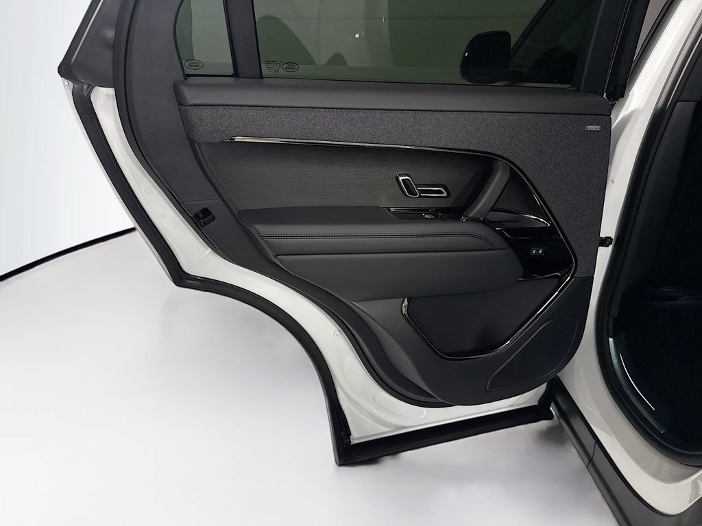 New 2026 Land Rover Range Rover Sport Dynamic SE AWD/4WD image 26