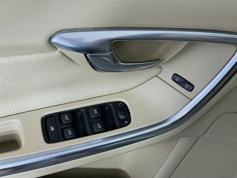 Used 2012 Volvo S60 T5 image 20