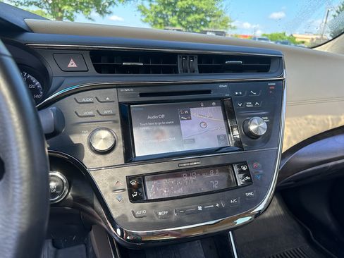 Used 2017 Toyota Avalon XLE Premium w/ All Weather Liner Package FWD image 32
