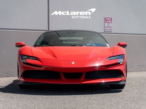 Used 2022 Ferrari SF90 Stradale AWD/4WD image 10