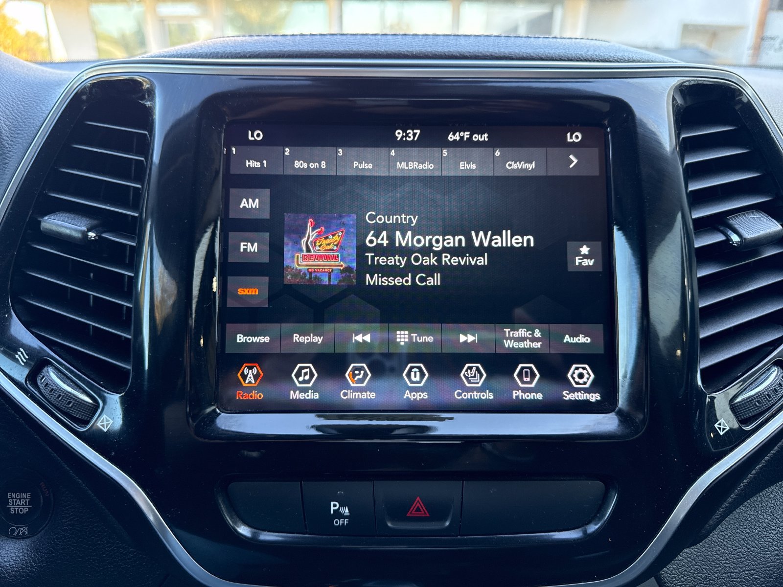 Used 2020 Jeep Cherokee Limited FWD image 19