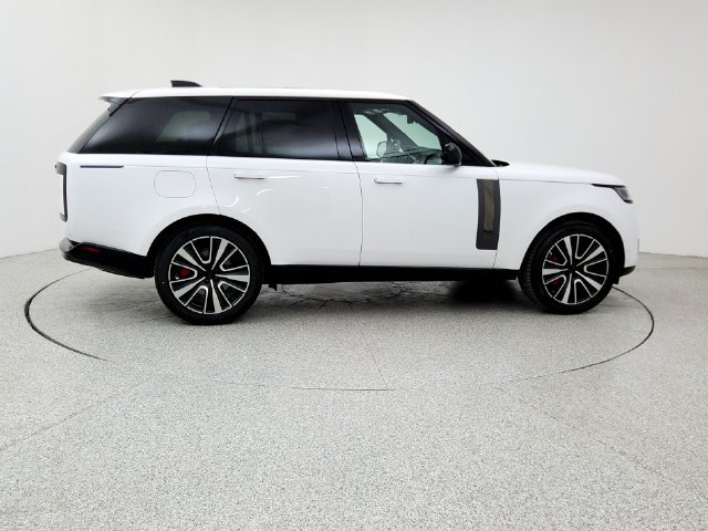 New 2026 Land Rover Range Rover SV AWD/4WD image 4
