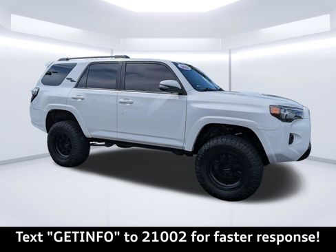 Used 2022 Toyota 4Runner TRD Off-Road Premium AWD/4WD image 1