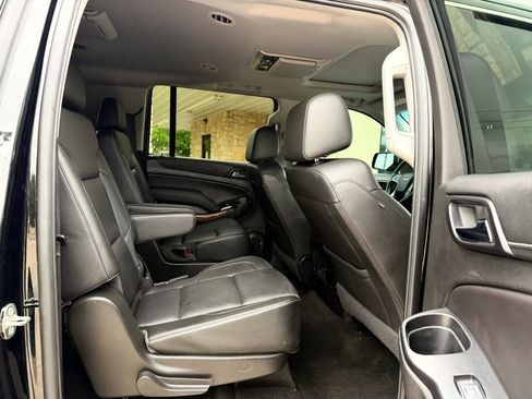 Used 2017 Chevrolet Suburban Premier AWD/4WD image 13